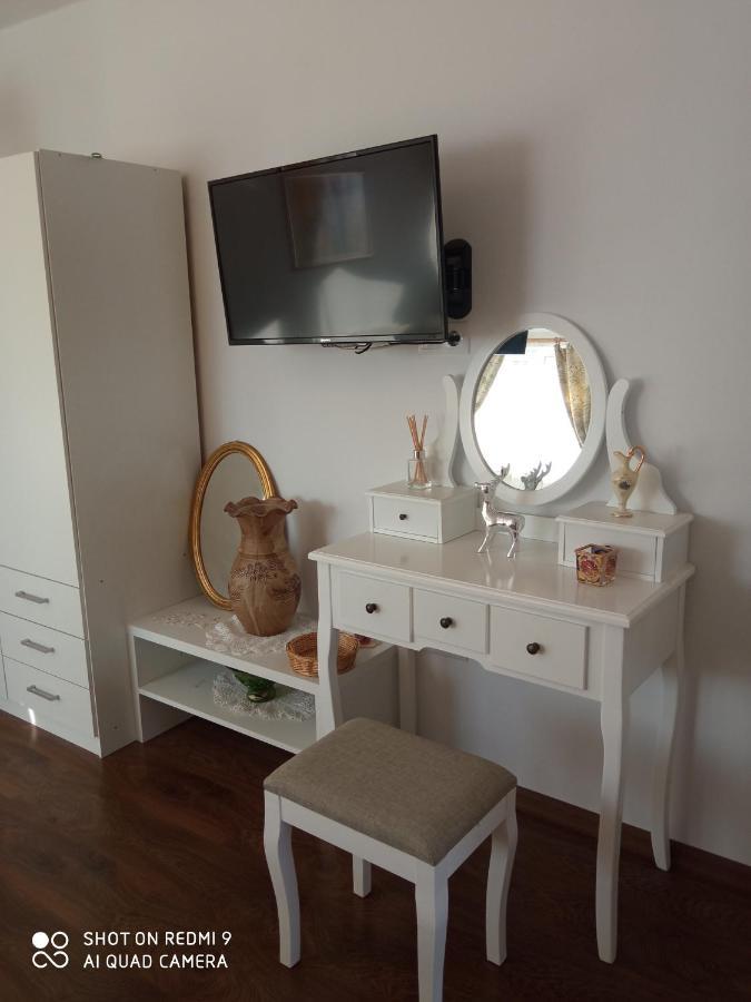 Agropensiunea Florina-Maria Branistea  ภายนอก รูปภาพ